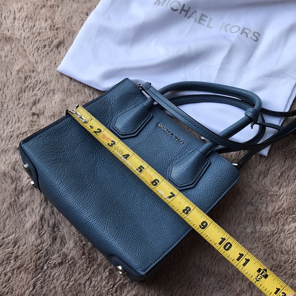 Michael Kors mini crossbody leather bag - Picture 15 of 15